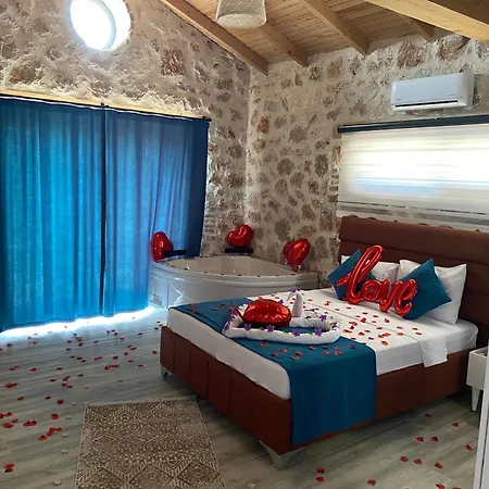 Tokyo * Fethiye